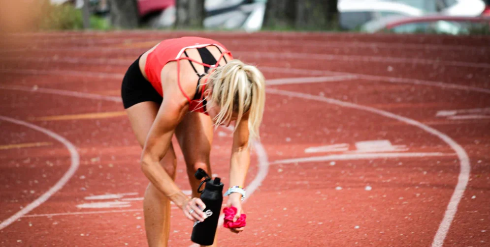 How to Stay Motivated to Train When the Heat Drains Your Energy
